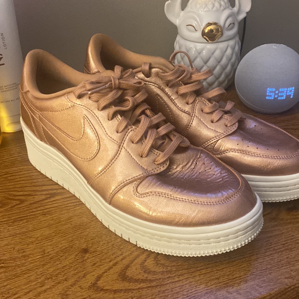 Nike Rose Gold shoes  US12 EUR44.5